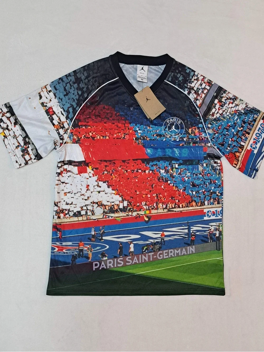 Jordan x PSG Graphic Slim-Fit Men's Jersey T-Shirt - Men's size MEDIUM